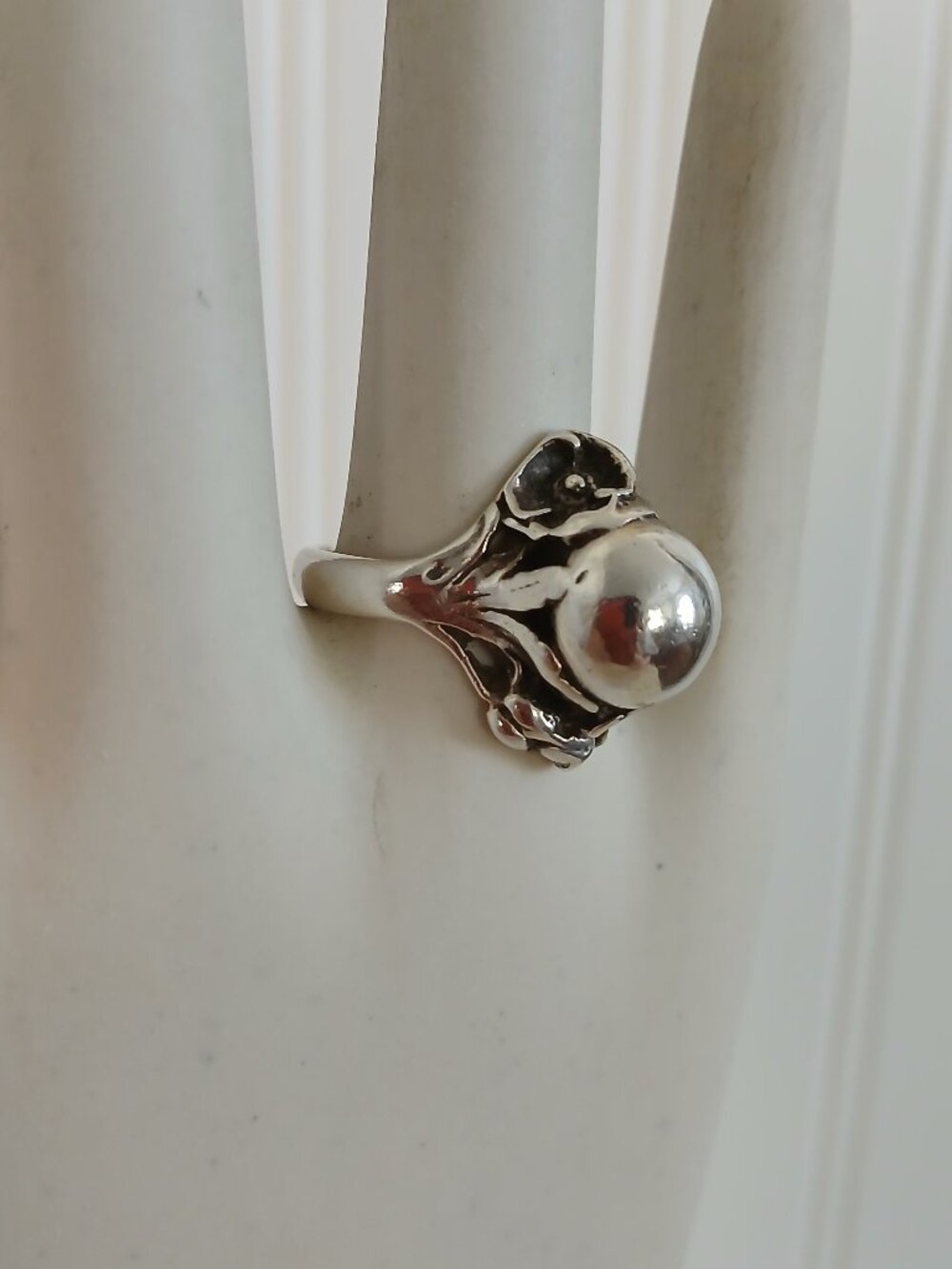 Antique Art Nouveau Sterling Silver Floral Ball Ring Vintage Orb Sz 7.5 Perfume